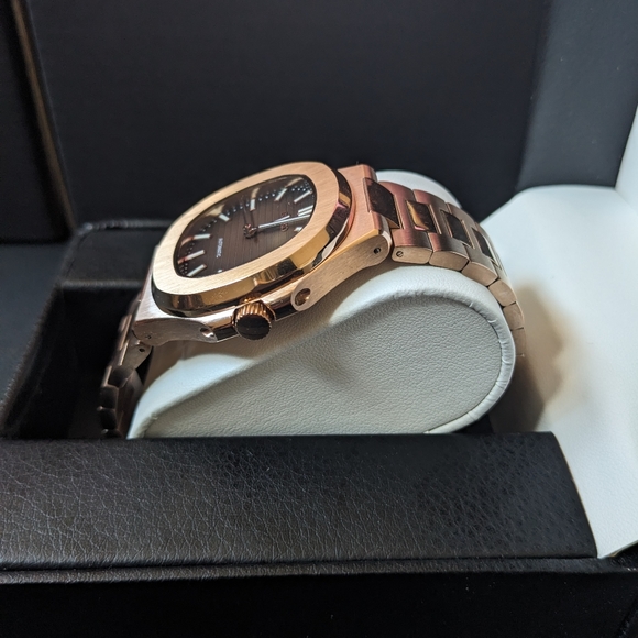 Custom Build "Seikonaut" Rose Gold with Chocolate Dial - Picture 3 of 4